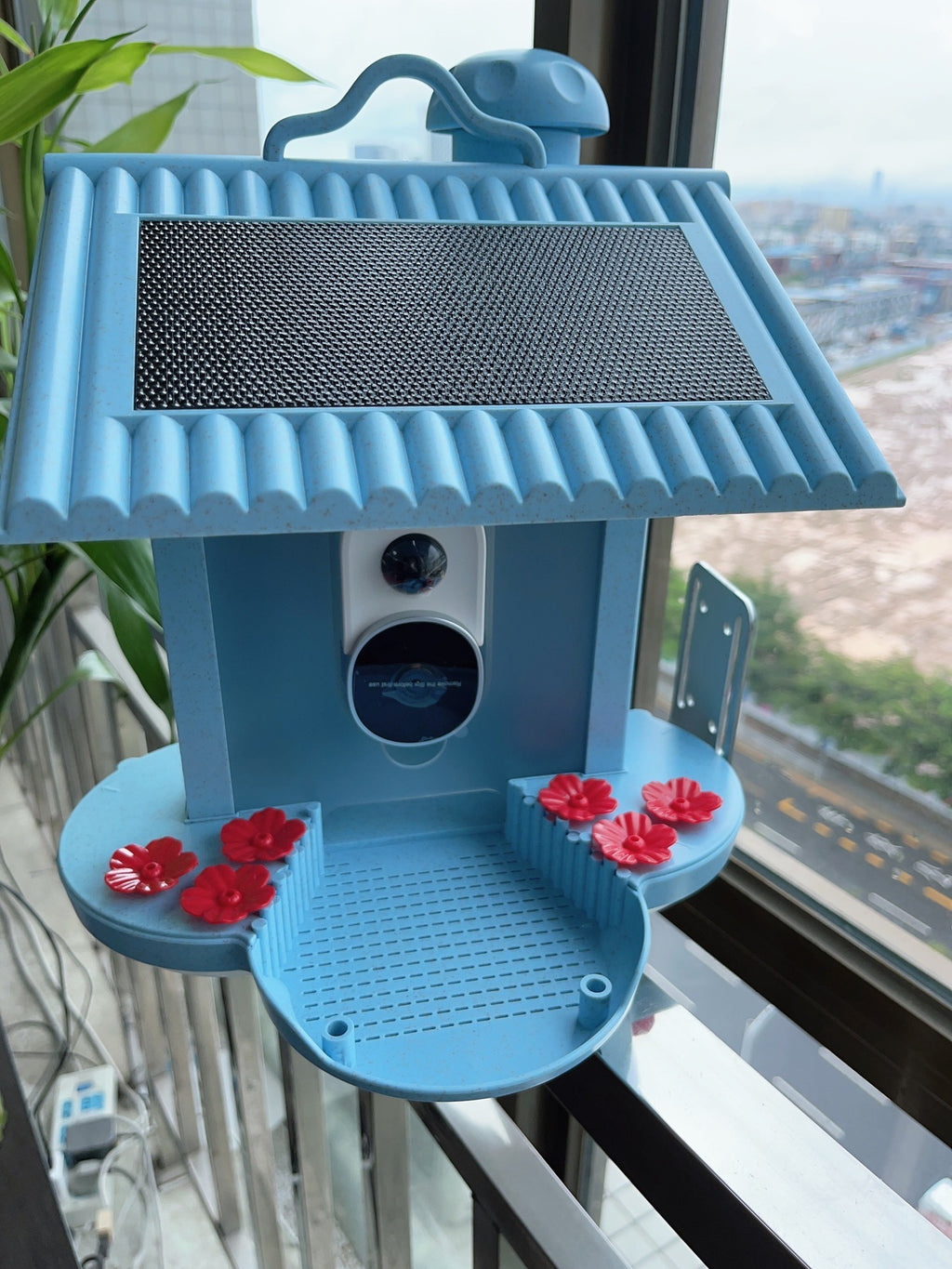 AI Bird Feeder with 160° Wide Angle Camera