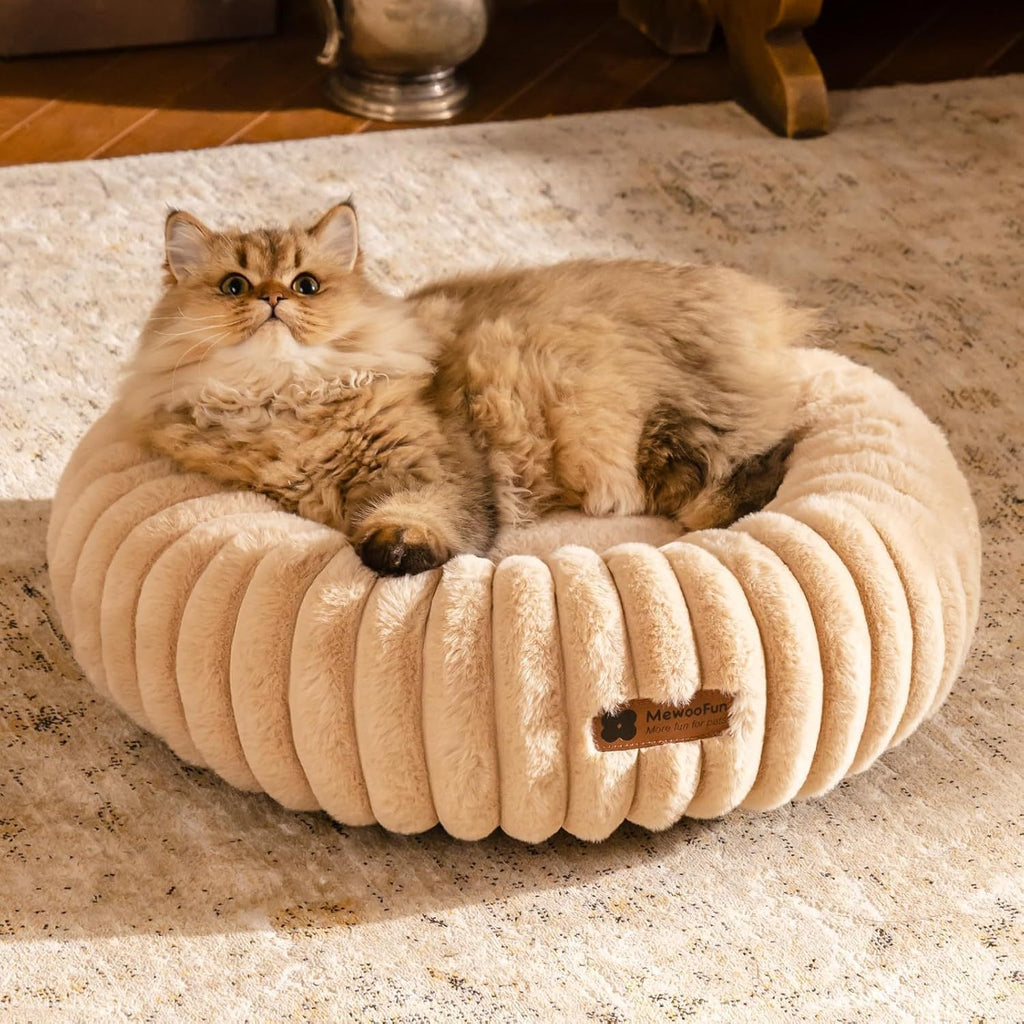 Round Calming Pet Bed for Cats and Small Dogs